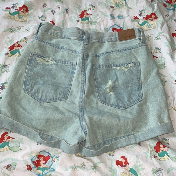 AEO Mom Shorts - Picture 2 of 5